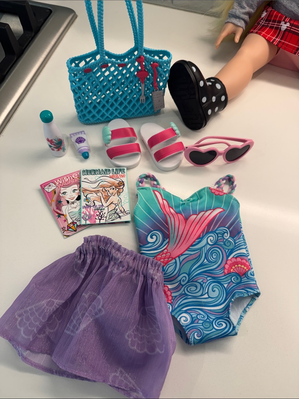 Disney ILY 18 inch Doll Bundle - Picture 8 of 9